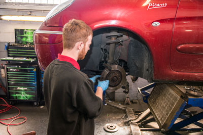 mot-repairs-all-alone-garage-bradford